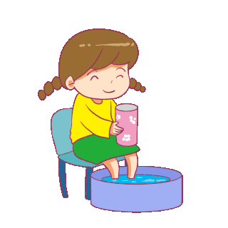 秋天泡脚养生喝热水的女孩彩色动图gif