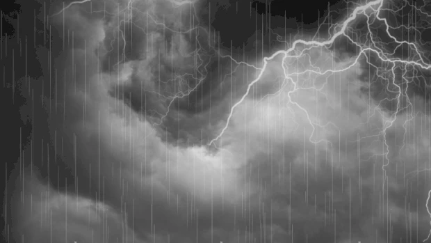 暴雨防汛乌云闪电雨视频背景黑色自然灾害gif图素材